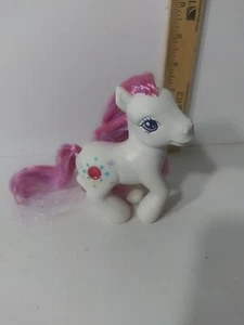 Hasbro My Little Pony Winterberry Figure Jewel Brushable Pink Purple 2003 - Picture 1 of 3