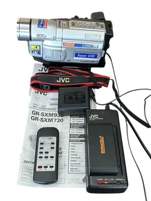 JVC GR-SXM730U Super VHS-C Camcorder 400x Zoom w/ Charger Remote Manual Works - Image 1 of 4