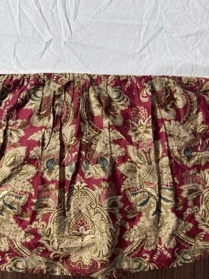 Ralph Lauren Red Jardiniere King Bed Skirt Dust Ruffle Paisley Floral 1 Flaw - Image 1 of 4
