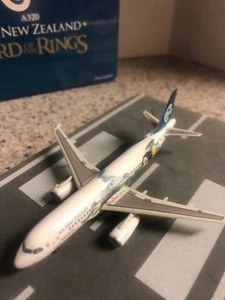DW 1:400 scale diecast model Air New Zealand A320 Commercial airliner ZK-OJA - Picture 1 of 12