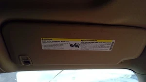 Passenger Right Sun Visor Illuminated Fits 07-14 Yukon - Picture 1 of 8