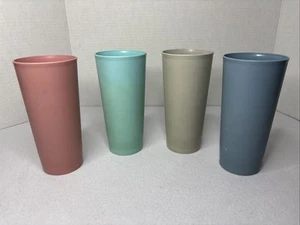 Tupperware Drink Beverage Tumblers 1348 Set of 4 Vintage Stackable 16 Oz - Picture 1 of 7