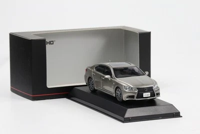 1:43 Kyosho Lexus LS460 F Sport Limousine Sonic Titanium 2015 03659T - Immagine 1 di 4