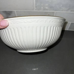 Mikasa Empire Gold  8 5/8" Round Vegetable Dish  DD905 White with Gold Trim - Picture 1 of 5