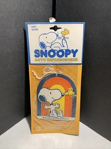 Ambientador de coche vintage Peanuts Snoopy & Woodstock LEER - Imagen 1 de 15