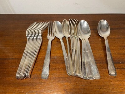 Ménagère 24 Couverts Apollo en Métal Argenté Poinçonné 84 (11-3/A45-3/F63) - Photo 1/4