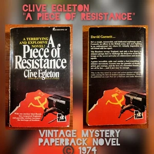 "A Piece Of Resistance" by Clive Egleton Vintage ©️ 1974 Mystery PB Novel - Bild 1 von 2