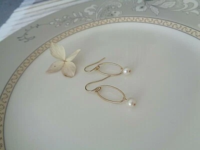 Gold Ohrringe mit Perle im Ring, Gold Filled  - Bild 1 von 4