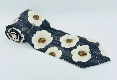 Corbata Bergere 100% Seda Diseño Gráfico Floral Azul Blanco Hecha República Dominicana Foto 1 de 3