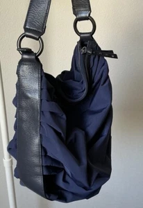 Strenesse Handtasche / Umhängetasche Stoff mit Leder * dunkelblau * hochwertig - Bild 1 von 7