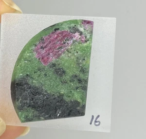 RUBIN ZOISIT FREEFORM Ruby Zoisite , Cabochon Tanzania - Picture 1 of 1