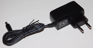 Alimentatore switching 5V DC 0,5A JF006WR-0500050V connettore cavo 5,5 x 2,5mm 5,0V 500mA - Foto 1 di 4