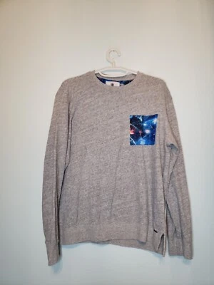On The Byas Hombres L Sudadera Pullover Cuello Redondo Gris Brezo Galaxia Espacio Cósmico Foto 1 de 4