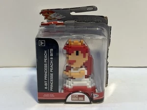 World Of Nintendo Super Mario 8 Bit Princess Peach Jakks Figure - Picture 1 of 3