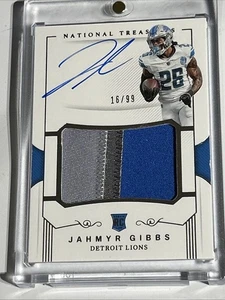 Jahmyr Gibbs Auto National Treasures Rc 16/99 Patch 3clr On Card Auto NFL... - Bild 1 von 24
