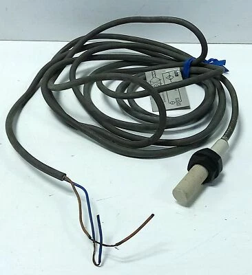 Omron E2F-X1R5Y1 24-240 V AC Shielded Inductive Proximity Sensor - Image 1 of 4