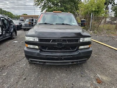 Used Differential Carrier Assembly fits: 2001 Chevrolet Silverado 2500 pickup Fr - Image 1 of 4