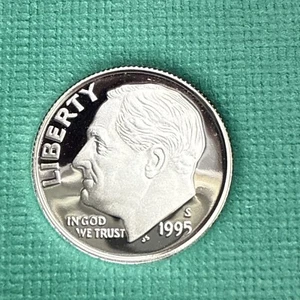1995 S Proof Roosevelt Dime - from US MINT Proof Set 10 Cent Coin - Picture 1 of 8