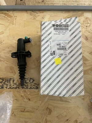 Fits Fiat Ducato Peugeot Boxer Citroen Relay Clutch Slave Cylinder MLGU OE - Image 1 of 4