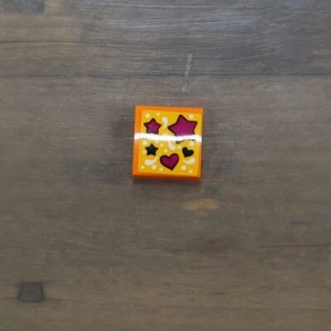 Lego 41373 15068 orange Schräge gebogen 2x1 x 2/3 Ersatz Muster Aufkleber Teil - Bild 1 von 3