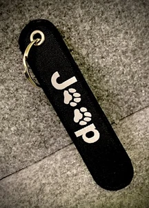 1 Stück JEEP HUNDE PFOTEN Anhänger  Extra Schnelle Bearbeitung Direkt Aus 🇩🇪 - Bild 1 von 4