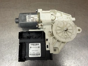 Audi TT 8J MK2 Driver Side Right Window Motor 8J8959801C - Picture 1 of 6