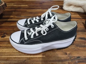 Plataforma baja Converse Run Star Hike para mujer talla 9 negra Chuck Taylor  - Imagen 1 de 9