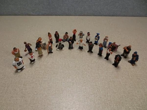 Lotto di 25 miniature Lil Homies serie mista anni 90 vintage cane gangster - Foto 1 di 6