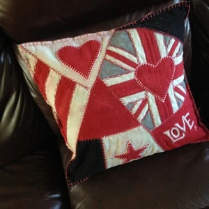 JAN CONSTANTINE CUSHION - Feather pad - Union  Jack Love design Jan Constantine  - Picture 1 of 6