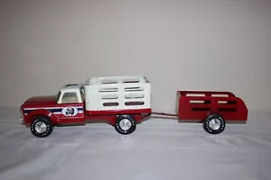 Vintage Nylint Farms Red Ford Ranch Pickup Truck Fence Trailer Pressed Steel - Picture 1 of 12