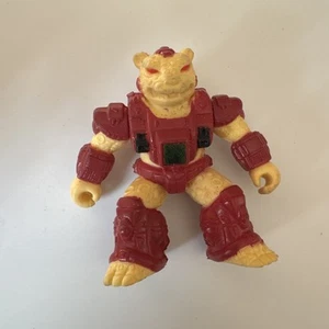 Battle Beasts #31 Jaded Jag RED ARMOR Vintage Hasbro Figure with Rub GREAT COND. - Picture 1 of 4