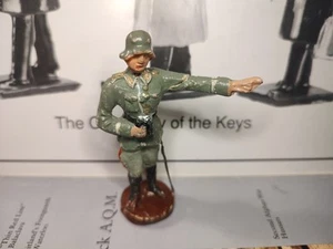 Elastolin,Lineol German Officer W/ Binoculars Toy Soldiers - Picture 1 of 2