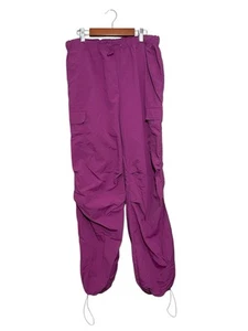 Pantalones cargo Love Tree para mujer bolsillos grandes cordón púrpura - Imagen 1 de 6