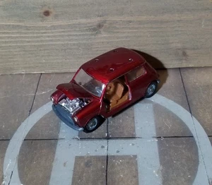 MEBETOYS A-28 INNOCENTI MINI MINOR SCALA 1:43 ROSSO METALLIZZATO PARTI MANCANTI - Foto 1 di 18