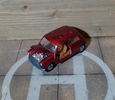 MEBETOYS A-28 INNOCENTI MINI MINOR SCALA 1:43 ROSSO METALLIZZATO PARTI MANCANTI - Immagine 1 di 4