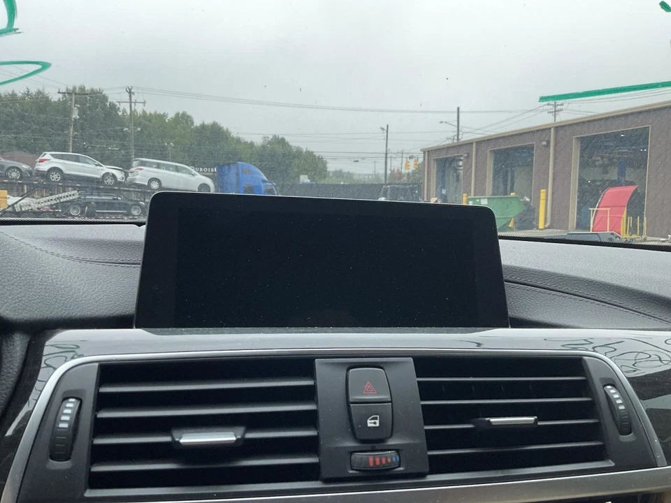 Info-GPS-TV Screen Display Dash 8.8" Screen Fits 18-21 BMW 230i 2182122 - Image 1 of 1