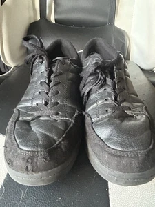 School Shoes - Picture 1 of 4