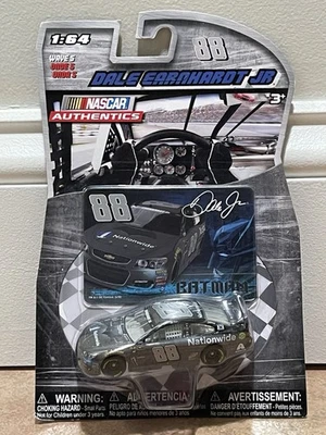 Batman Hendrick NASCAR 2016 Dale Earnhardt Jr Nationwide Authentics 1/64 Foto 1 de 4