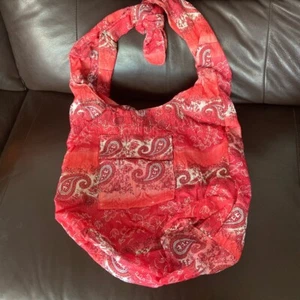 Pink Paisley Over The Shoulder Bag BNWOT - Picture 1 of 3