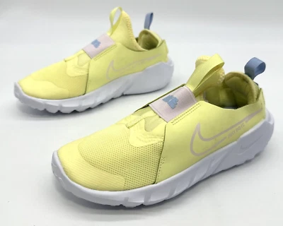 Tênis esportivo Nike Flex Runner 2 GS tamanho 4Y tom citron/rosa pérola DJ6038-800 - Imagem 1 de 4