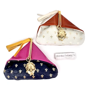 Vintage Fiocchi italienische Leder Dreieck Geldbörse Fleur de Lis einzigartig faltbar - Bild 1 von 8