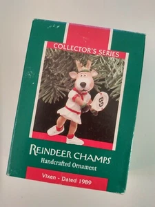 Hallmark '1989 REINDEER CHAMPS' Tennis Keepsake Ornament (Christmas) - Imagen 1 de 2