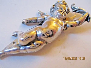 VINTAGE CHERUB/ANGEL DRESS CLIP , SILVER PLATED ,by KEIM Ltd., LONDON - Picture 1 of 7