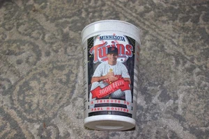 Paul Molitor 3.000th Hit Commemorative Metrodome Cup 1996 - 1997 Minnesota Twins - Bild 1 von 5