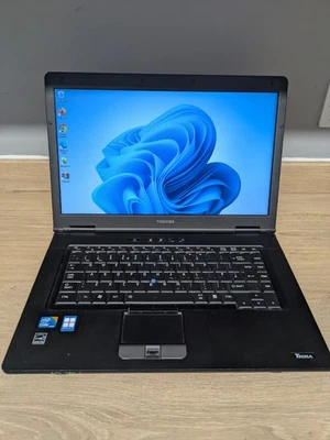 FAST WINDOWS 11 LAPTOP 8GB RAM 1TB SSD MS OFFICE AND MORE TOSHIBA TECRA - Image 1 of 4