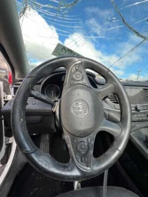 Volante usado se adapta a: Buick Lacrosse 2018 grado B Foto 1 de 4
