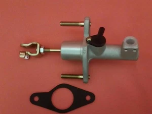 Honda Civic 2001-2005 Clutch Master Cylinder D17 1.7L - Picture 1 of 3
