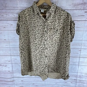 C&C California Top Sz M Tan Leopard Animal Print Cap Sleeve Button Up Boho - Picture 1 of 7