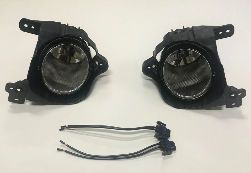 OEM LH RH Fog Lights Lamp Assembly+ Connector 4P for 2008 2011 Kia Soul  - Image 1 of 4