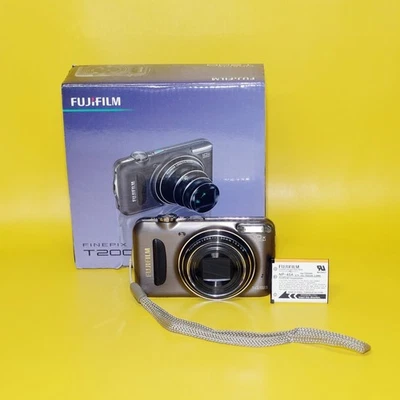 MINT BOXED Fujifilm FinePix T200 14.0MP Camera Gun Metal Grey + FAST POSTAGE! +! - Image 1 of 4